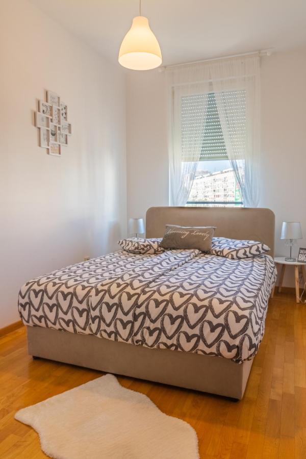Brand New - Selfcheckins 24 - Zagreb - Garage - Loggia - New - Luxury Apartment Luaran gambar