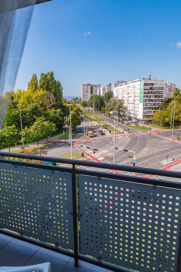 Brand New - Selfcheckins 24 - Zagreb - Garage - Loggia - New - Luxury Apartment Luaran gambar