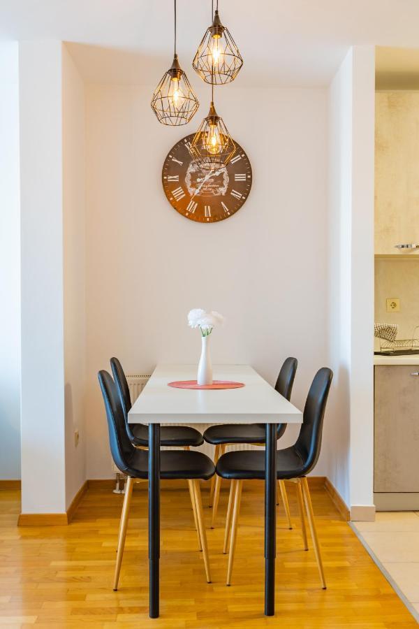 Brand New - Selfcheckins 24 - Zagreb - Garage - Loggia - New - Luxury Apartment Luaran gambar